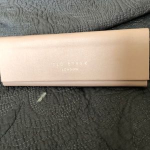 Ted Baker London eye glass holder